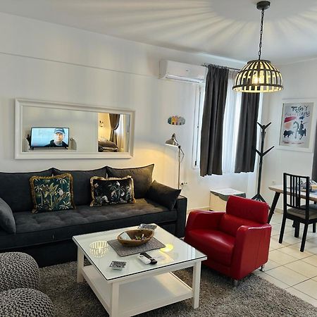 Gianna'S Apartment Central Aigio Cozy And Shining Extérieur photo