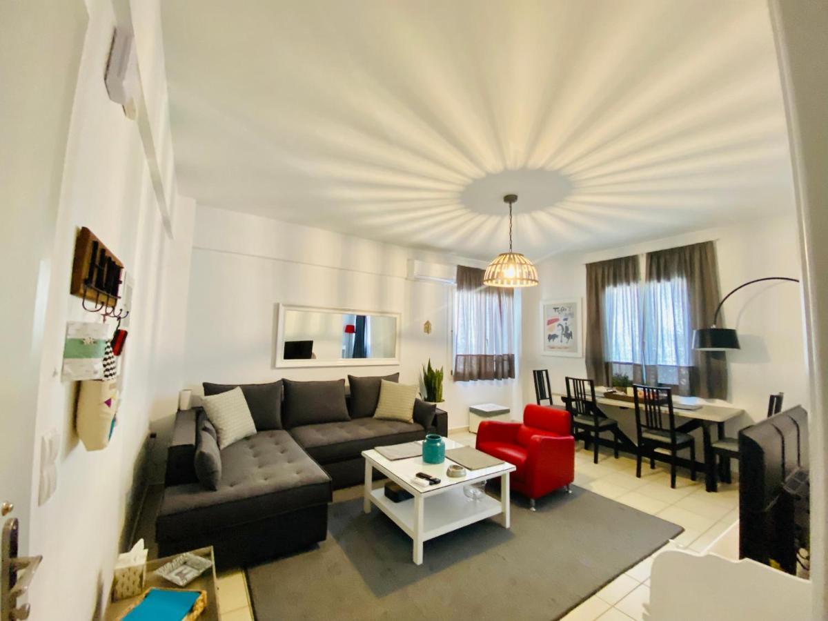 Gianna'S Apartment Central Aigio Cozy And Shining Extérieur photo